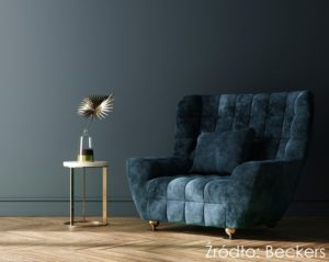 Home interior mock-up with green sofa, table and decor in living room Nowe wysublimowane kolory w palecie Beckers Designer Collection
