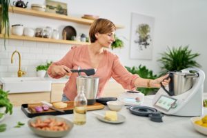 TMF_6_small Wisienka na torcie nowych technologii w gotowaniu – Nowy w rodzinie! Thermomix Friend®